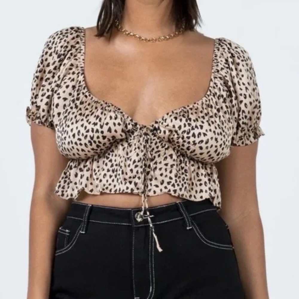 Princess Polly Crop Top Toe Front